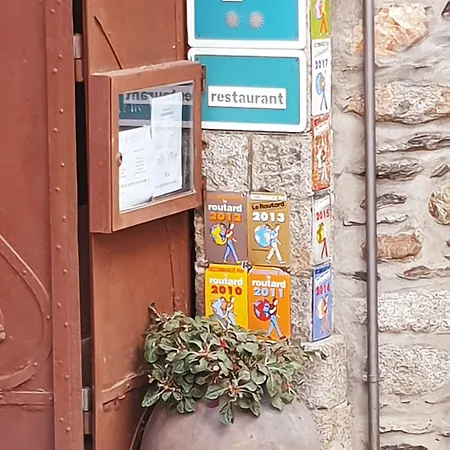 Ruso Sc Hostel Llivia