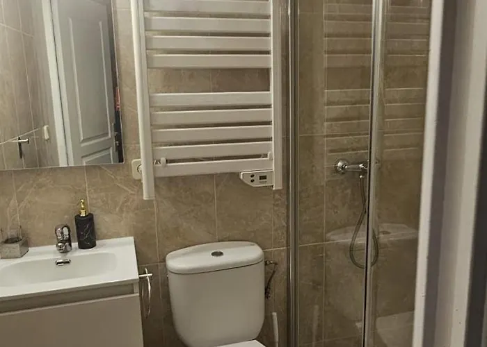 Vandrerhjem Ruso Sc *